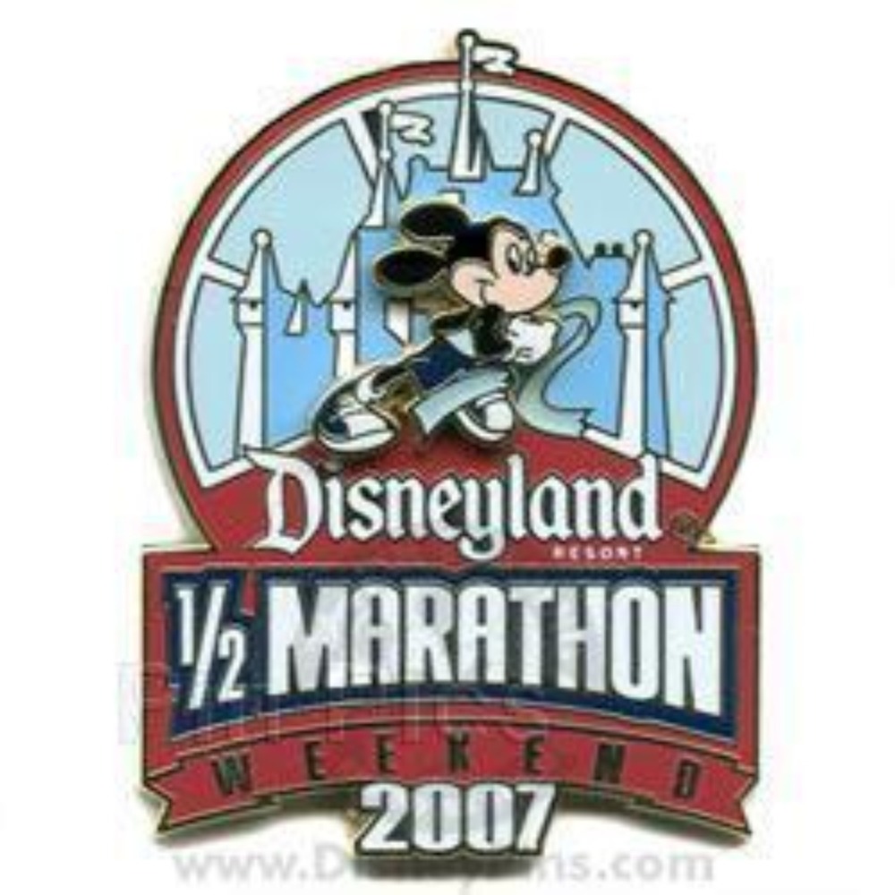 Disney Pin Marathon Weekend Logo Mickey Mouse Running LE 56714 DLR 2007